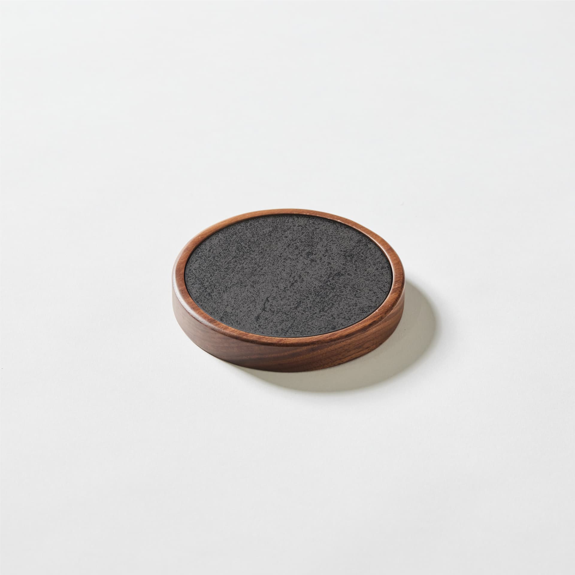 Basalt Black/Walnut/ 丸